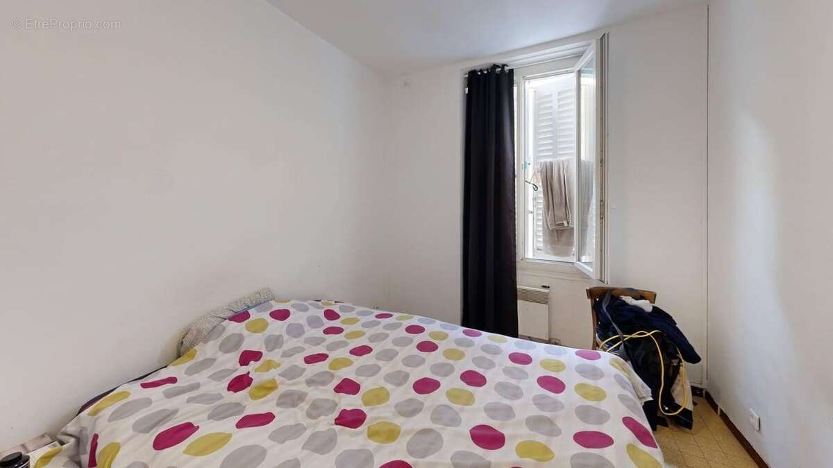 Appartement à MARSEILLE-6E