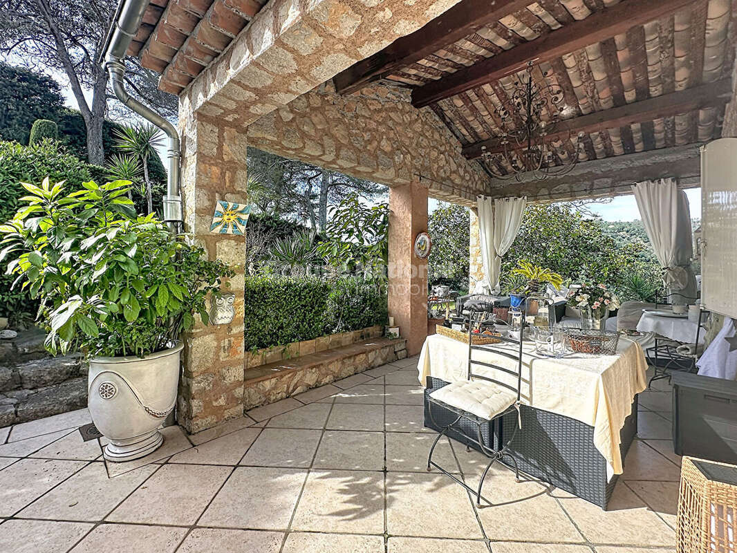 Maison indépendante/4P/Auribeau s/Siagne 186M² sur un terrain de 1515M². - photo 12