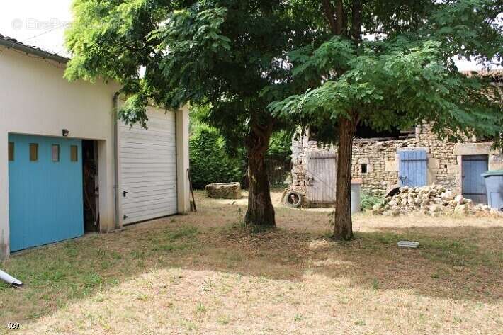 Maison à VILLEFAGNAN