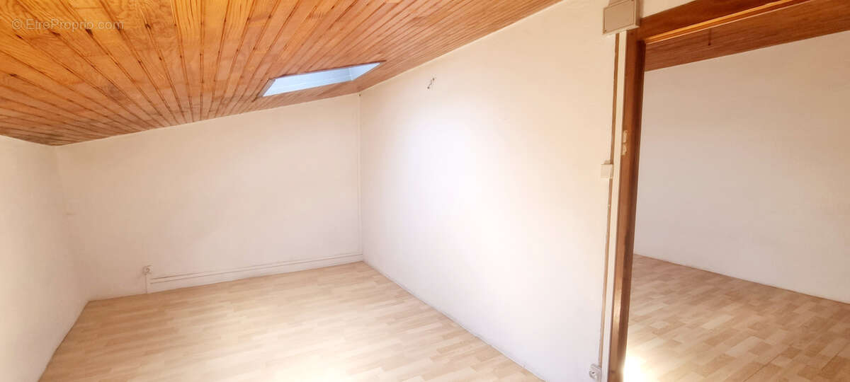 Maison à LA TOURETTE