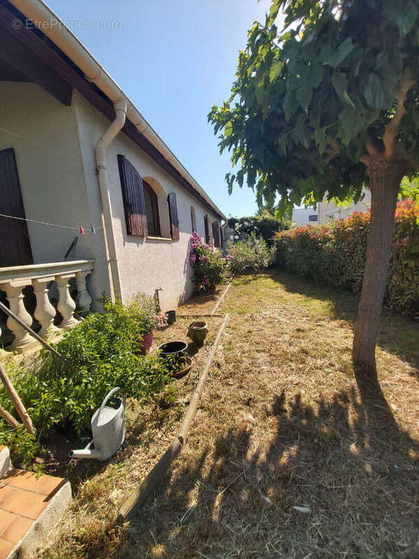 Villa de plain-pied 5 pièces avec vue dégagée à vendre à Calvisson en Vaunage - photo 12