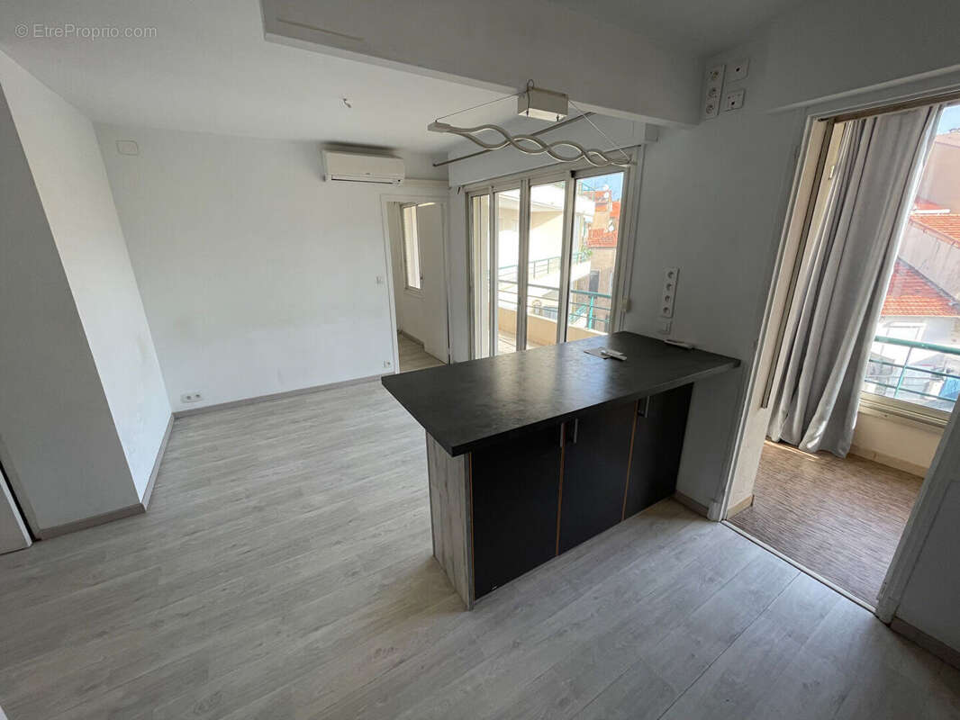 Appartement à SAINT-RAPHAEL