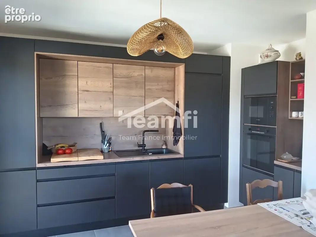 Appartement 3 pièces 76 m² à vendre à Villeneuve-De-Berg (07170) - photo 8