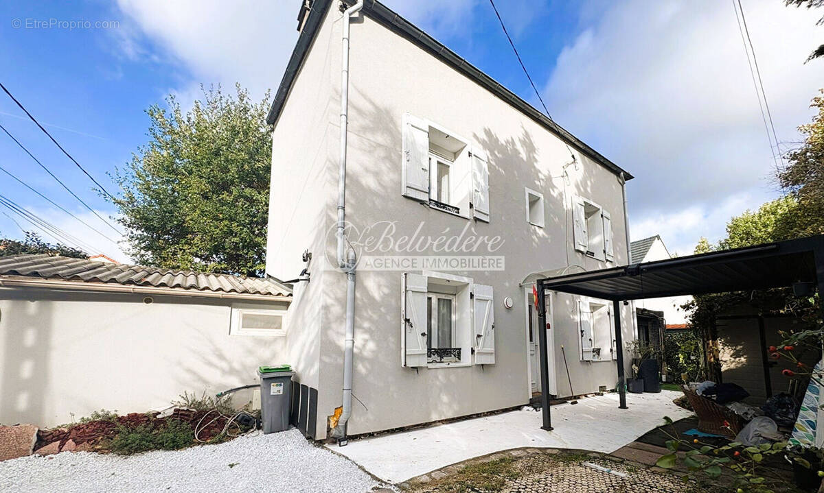 Maison à SAINT-LEU-LA-FORET