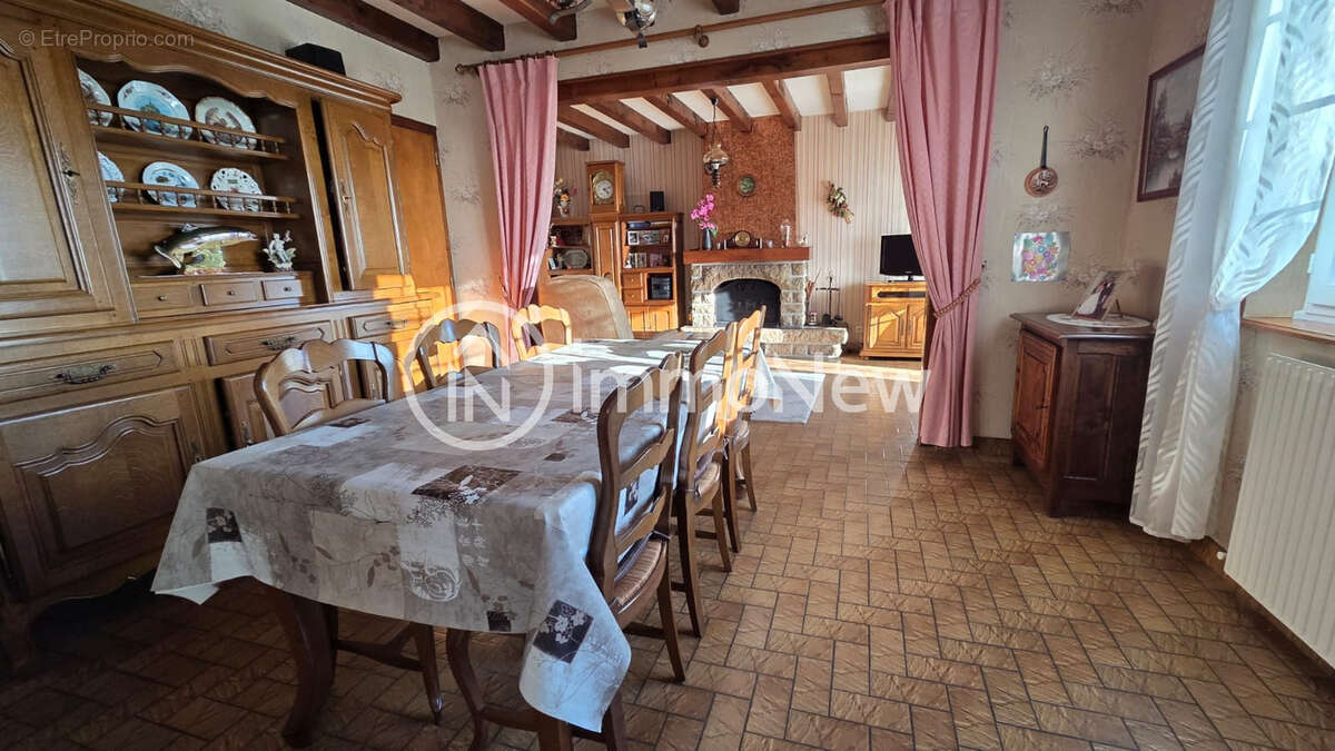 Maison à SAINT-OVIN