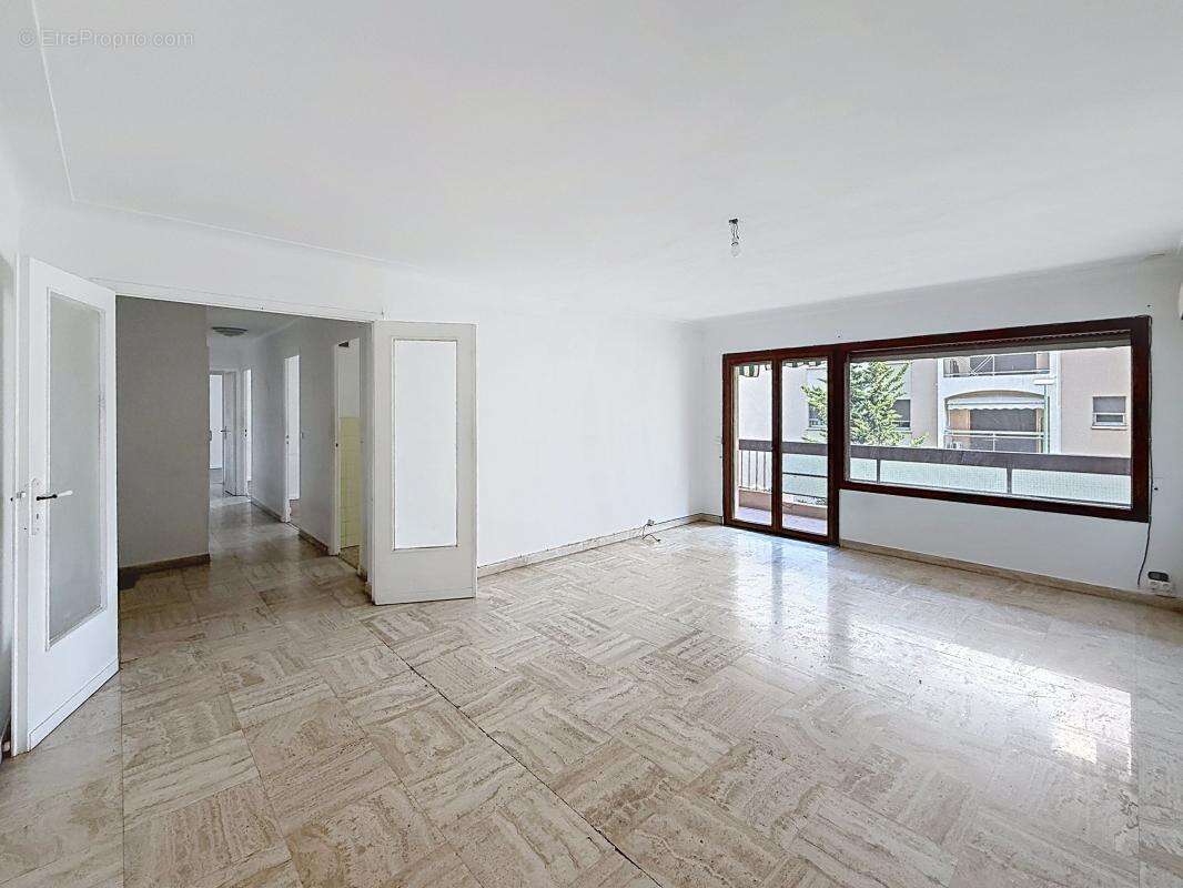 Appartement 95 m² à Le Cannet  - photo 9