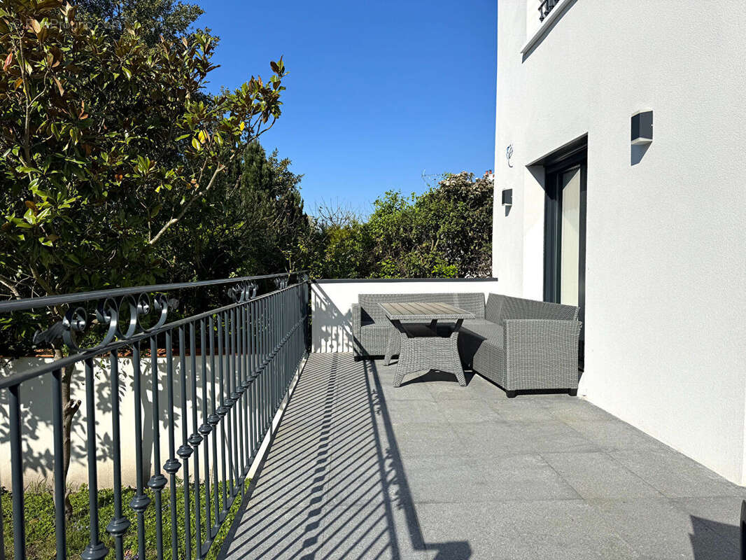 Maison à SAINT-GRATIEN