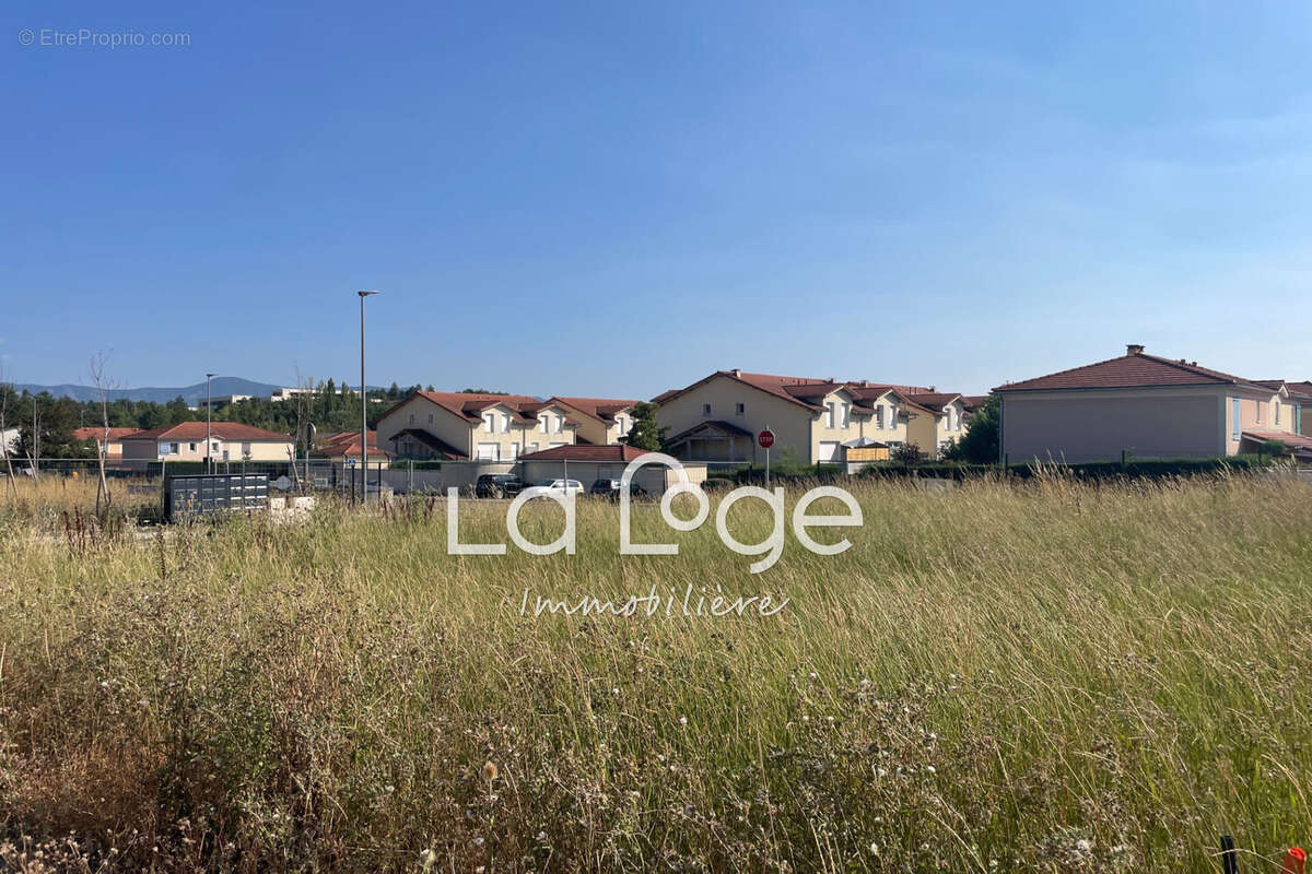 Terrain 450 m² à Gap  - photo 2