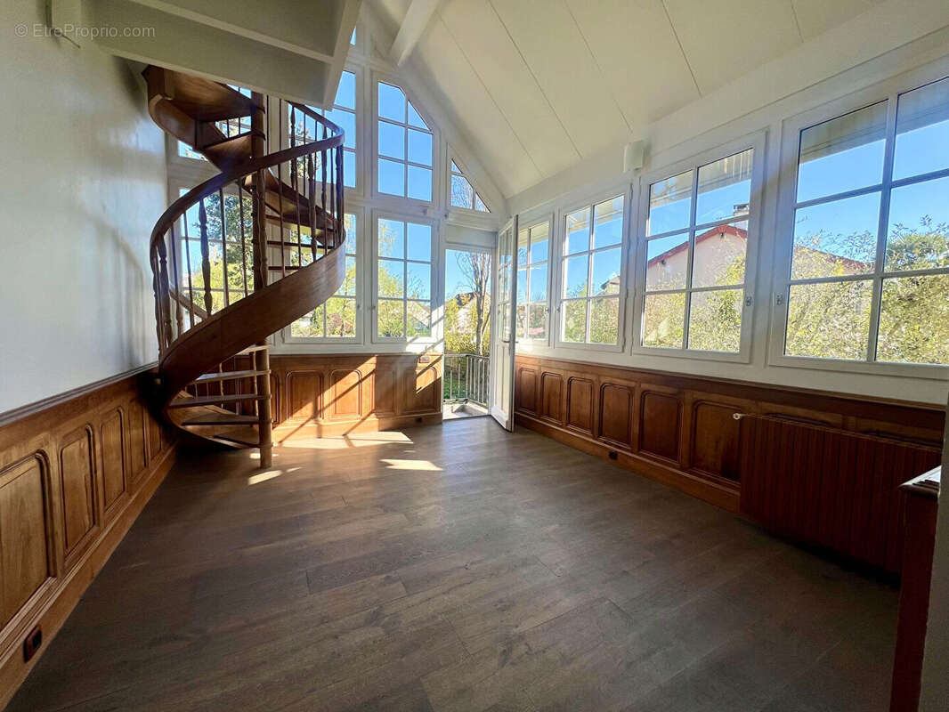 Maison 4 pièces à vendre à Brie Comte Robert - 335 000 - photo 8