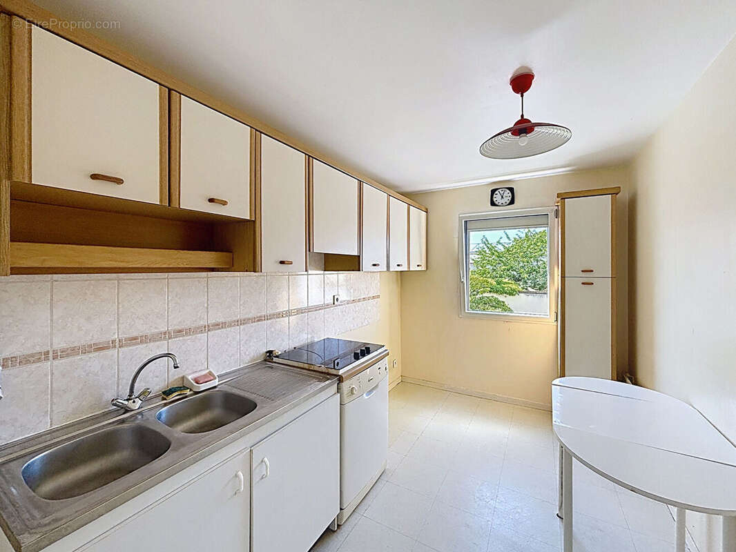 3 pièces - récent - à vendre - Lorient/Saint-Brieuc - balcon - garage - parking - photo 7