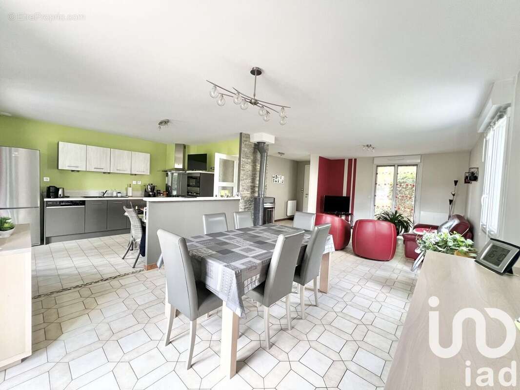 Photo 2 - Maison à BONCHAMP-LES-LAVAL