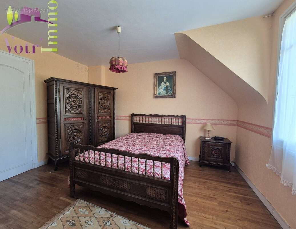Maison à LOGONNA-DAOULAS