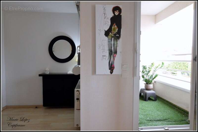 Appartement à NORROY-LE-VENEUR