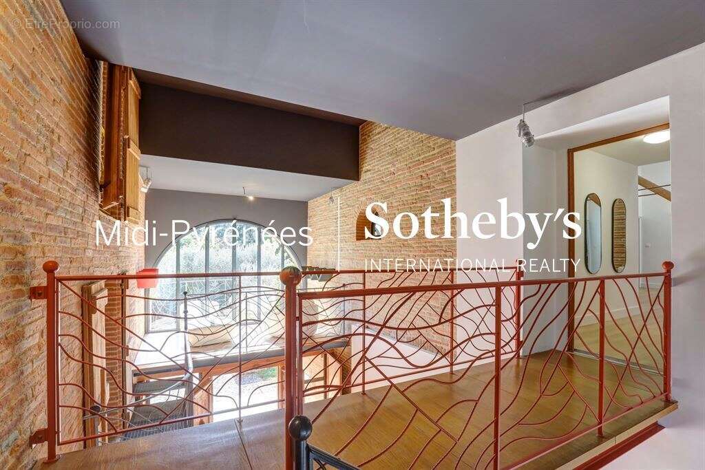 Maison à LAYRAC-SUR-TARN