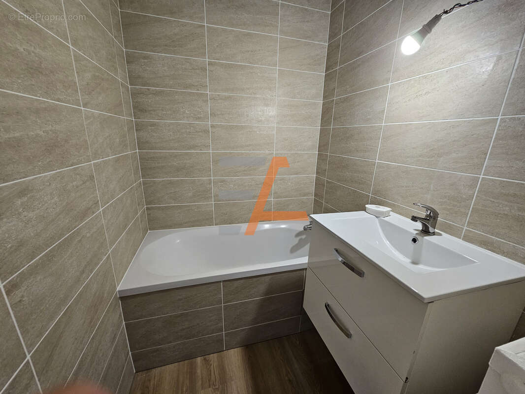 Appartement à SAINT-ETIENNE