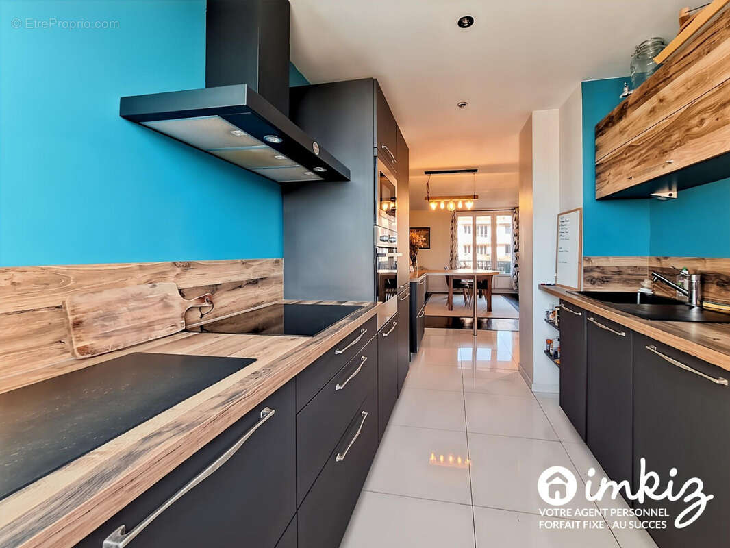 Gratte ciel - T3 70 m² avec balcon, DPE C - photo 7