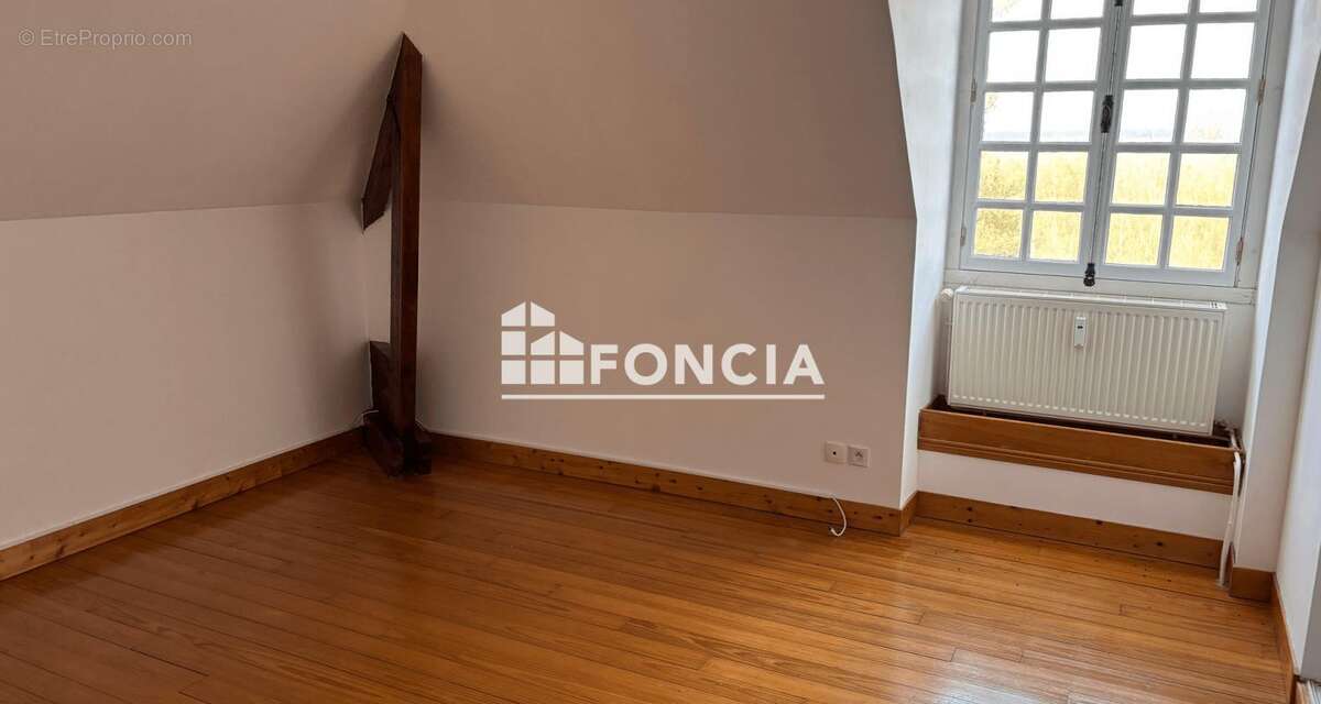 Appartement à CROUY-SAINT-PIERRE