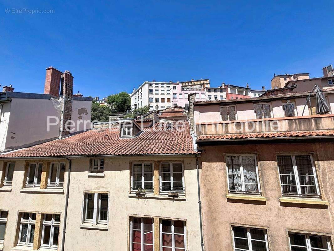 Lyon 1er – Appartement de caractère à réinventer  Charme de l'ancien, dressing, cave & grenier - photo 22