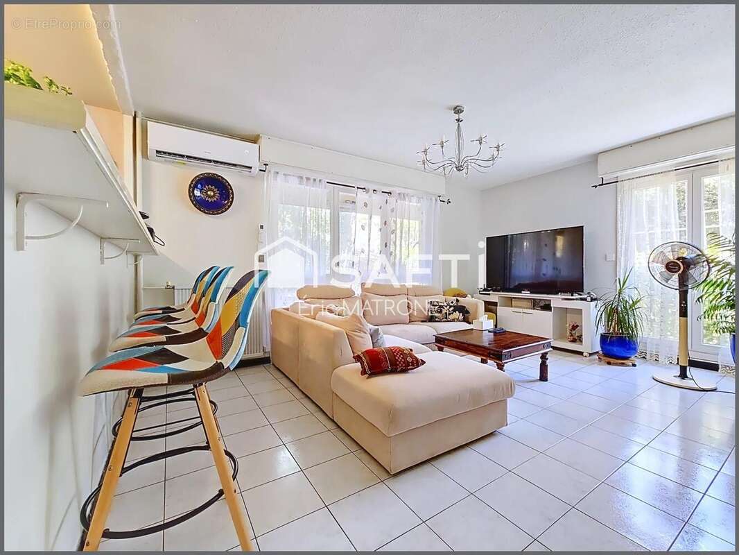 Photo 2 - Appartement à MARSEILLE-10E