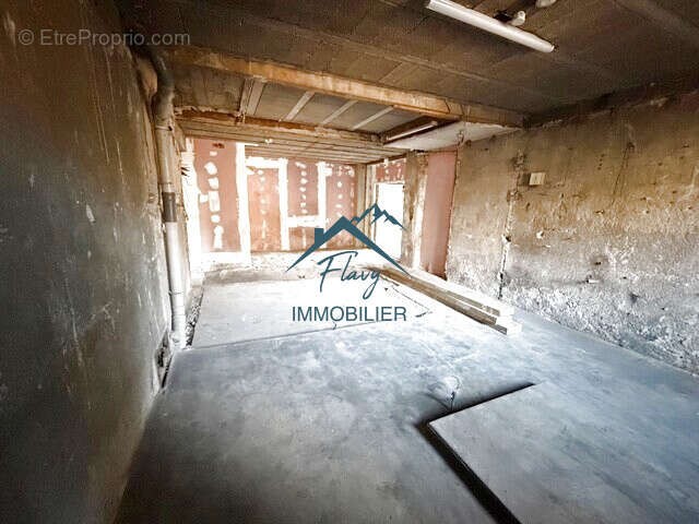 Lot avec terrasse privative - Lot à aménager - photo 4
