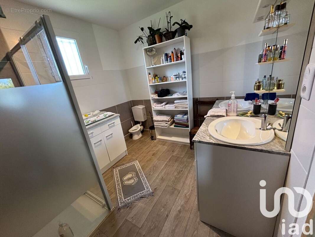 Photo 7 - Maison à CHAMPS-SUR-YONNE