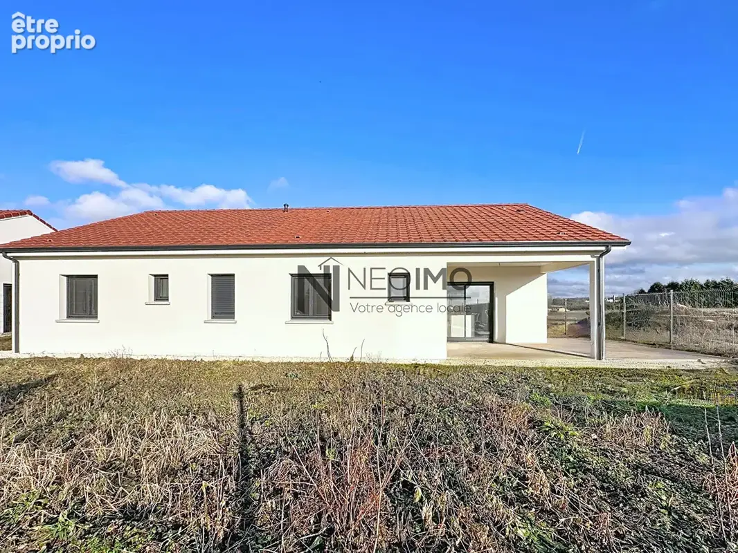 Maison à NEUFCHATEAU