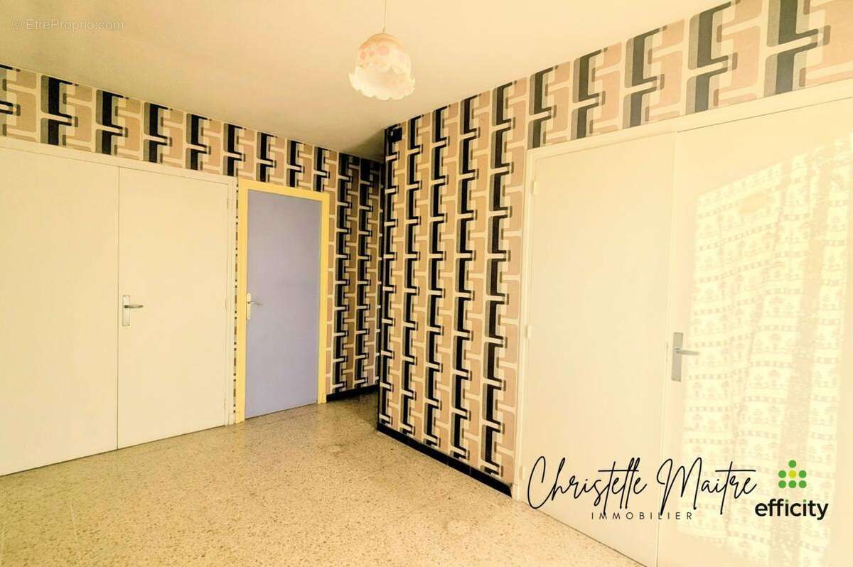 Maison à SAINT-MARTIN-DE-CRAU