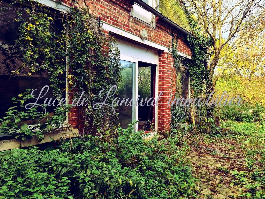 Photo 4 - Commerce à SAINT-GOBAIN