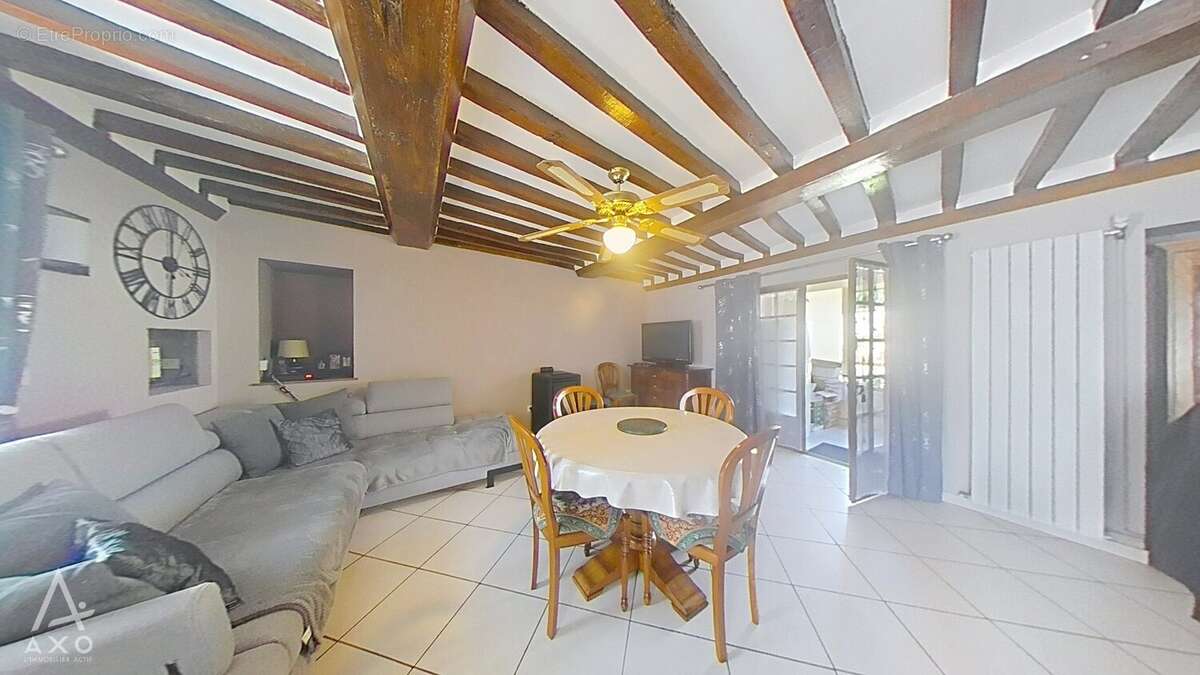 Maison à THAON