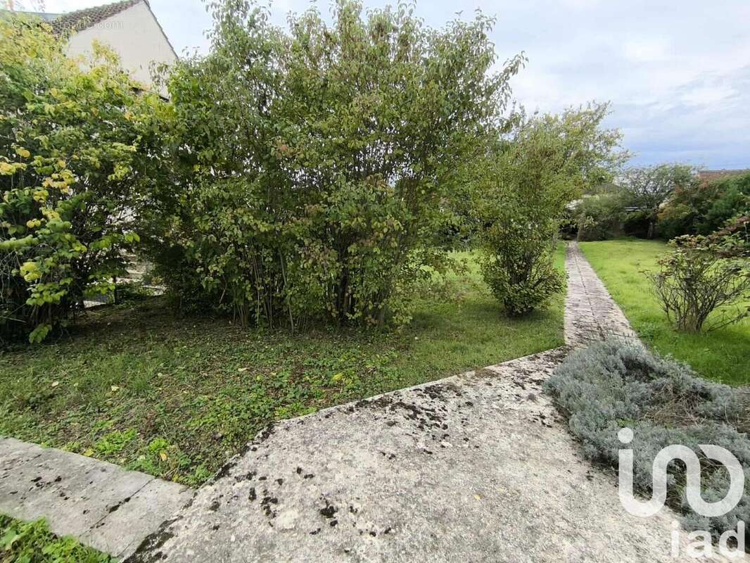 Photo 2 - Terrain à SEZANNE