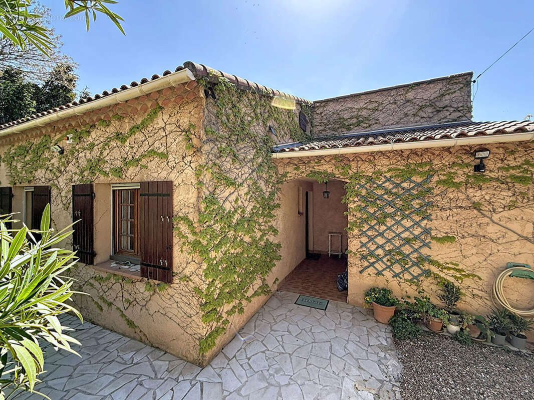 Maison Les Pennes Mirabeau 5 pièce(s) 126m2 - photo 3