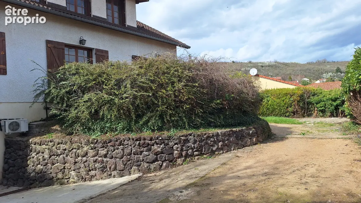 Maison Cournon D Auvergne 6 pièce(s) 150 m2 - photo 3