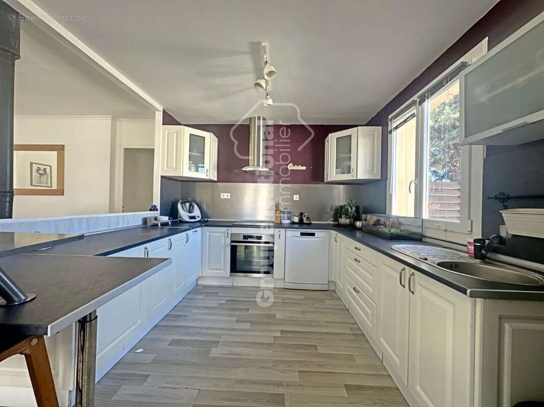 Maison à SAINT-JUST