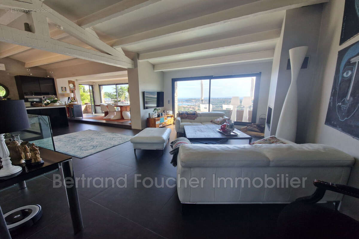 Maison à CAVALAIRE-SUR-MER