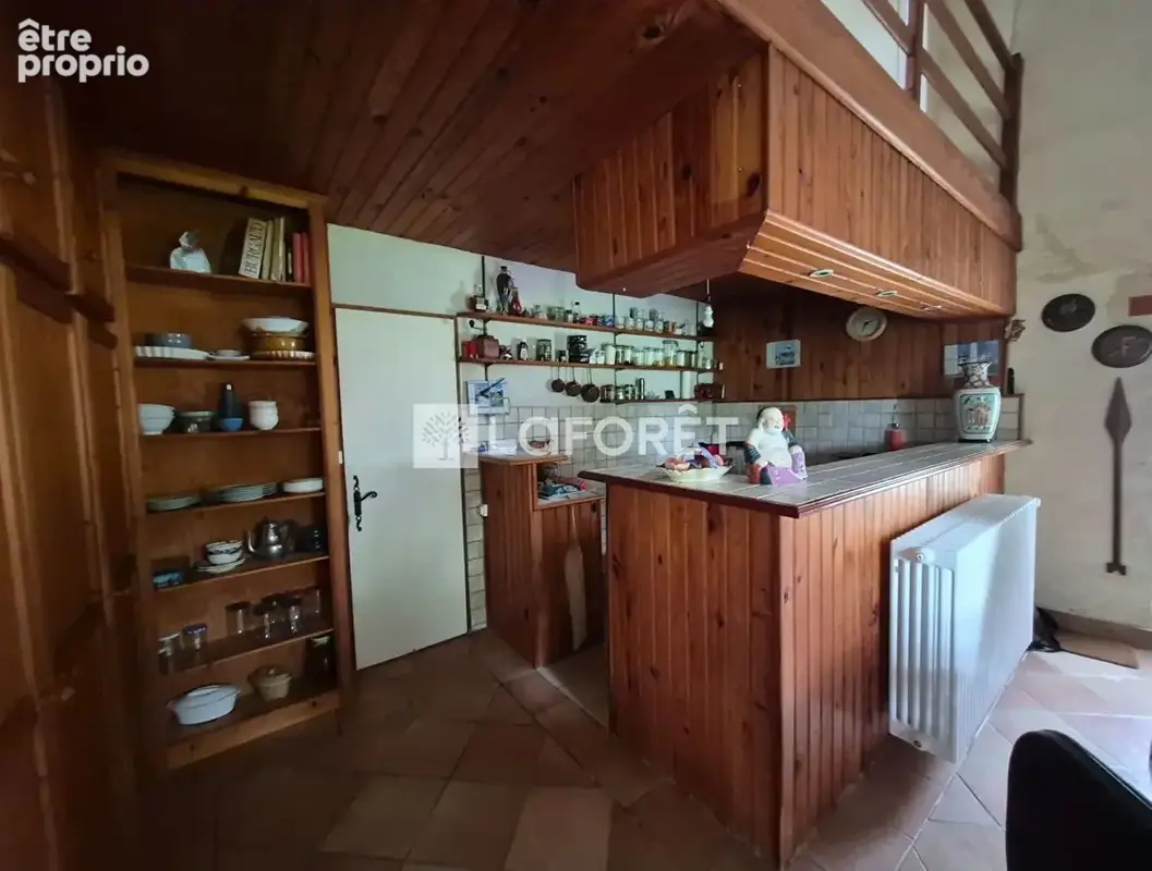 Maison en pierre avec garage, dépendances et vaste terrain au calme - photo 5