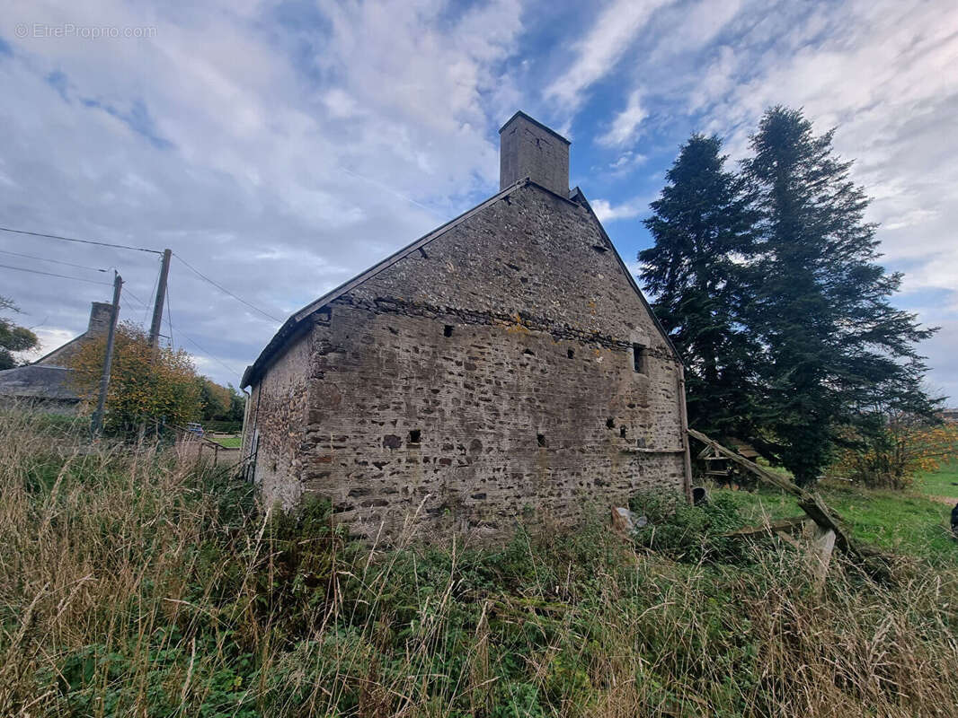 Maison à ISIGNY-LE-BUAT