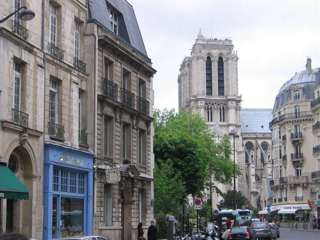 Appartement à PARIS-5E