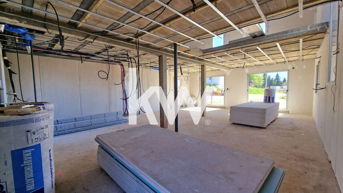 Photo prise le 7 avril 2026 - Maison à EVANS