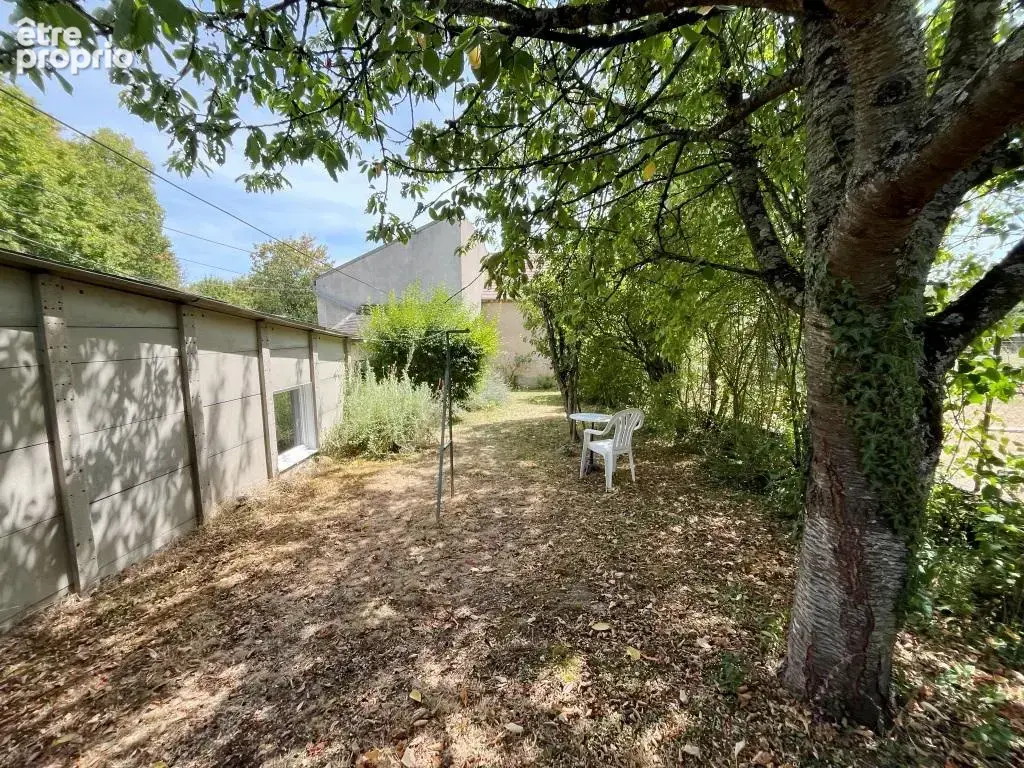 Agréable maison de village et sa dépendance sur son jardin clos de 410 m2 dans le Nord de l'Yonne. - photo 22