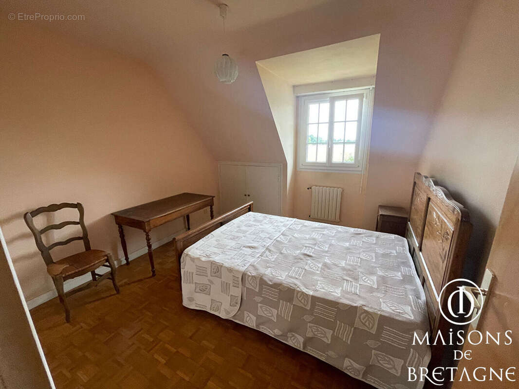 Maison et dépendance LE TREVOUX - photo 8