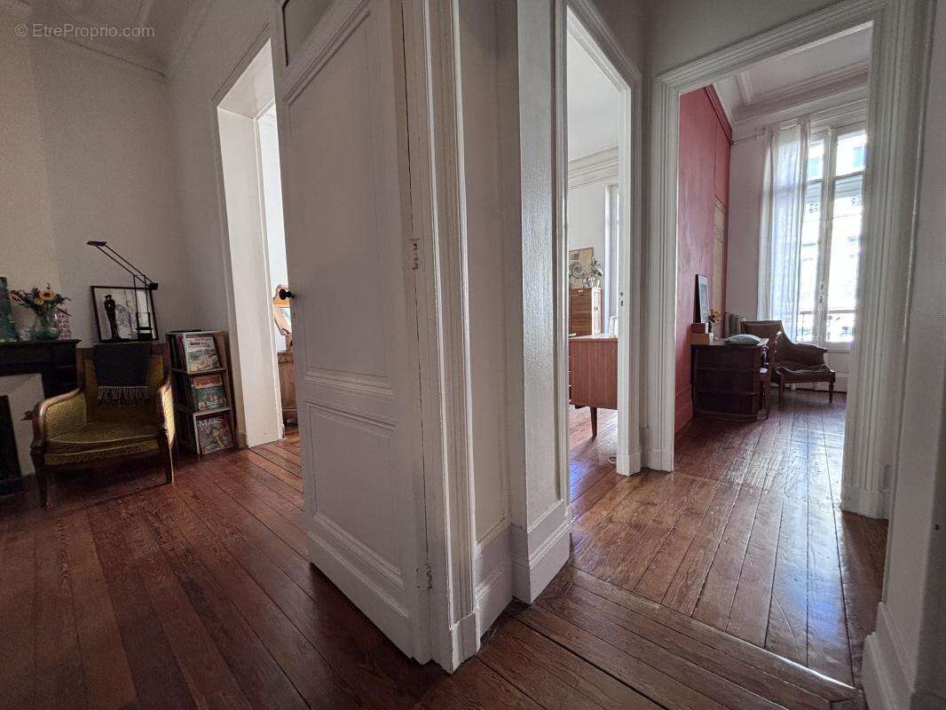Appartement à BORDEAUX