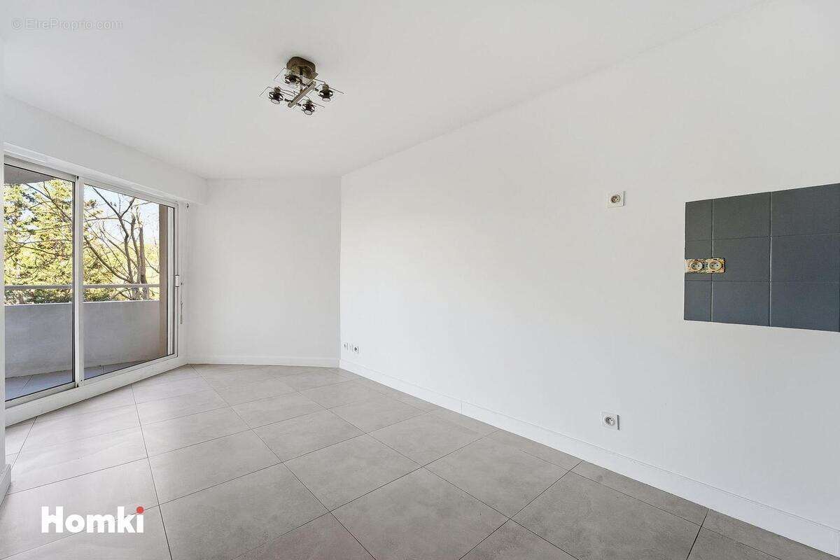 Appartement à LE CANNET