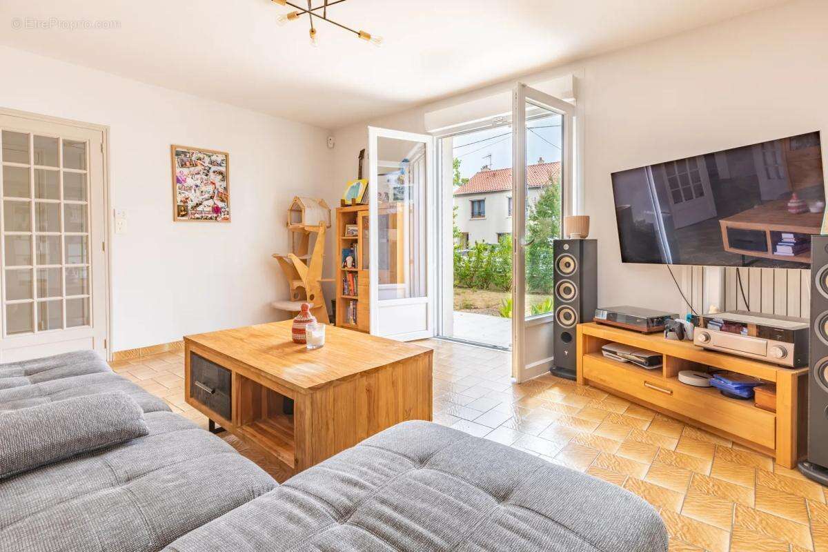 Maison de 5 pièces de 121 m² à Rezé - photo 4