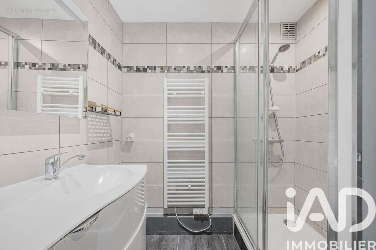Appartement 105 m² à Rueil-Malmaison  - photo 8