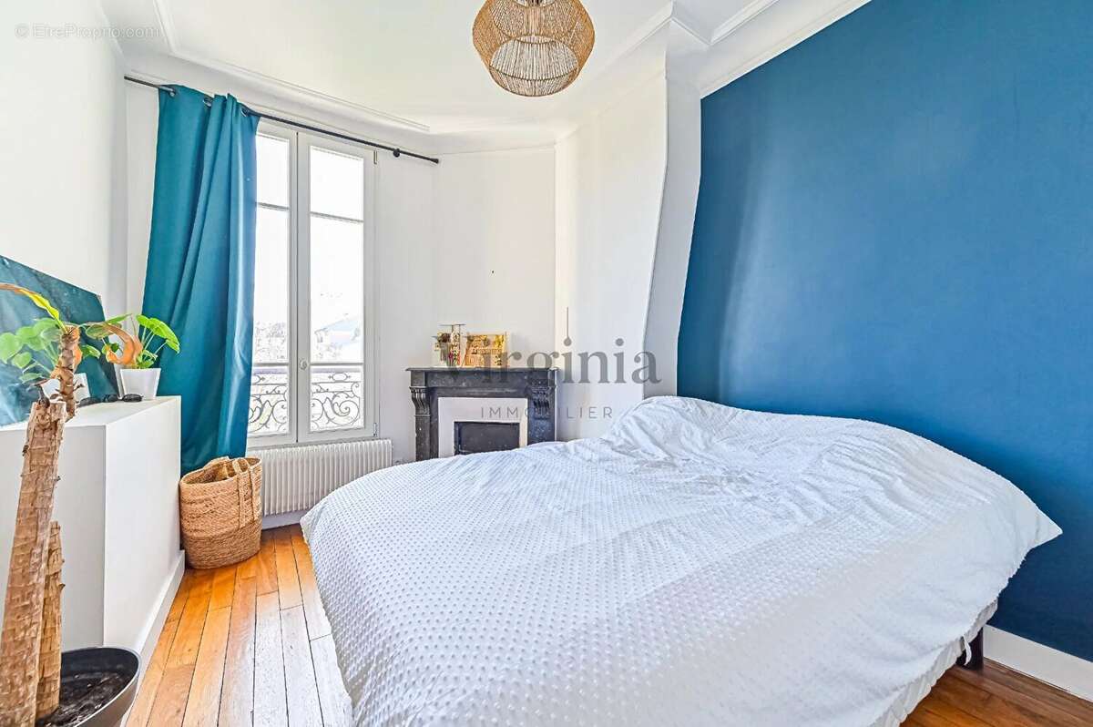 Appartement à CHARENTON-LE-PONT