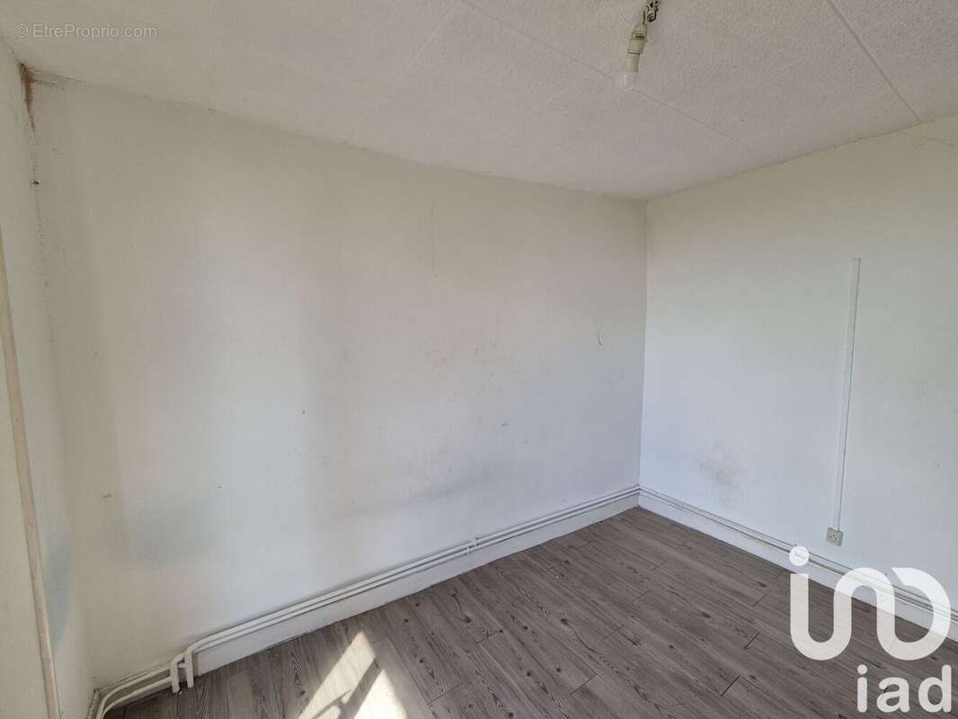 Photo 2 - Maison à JOIGNY