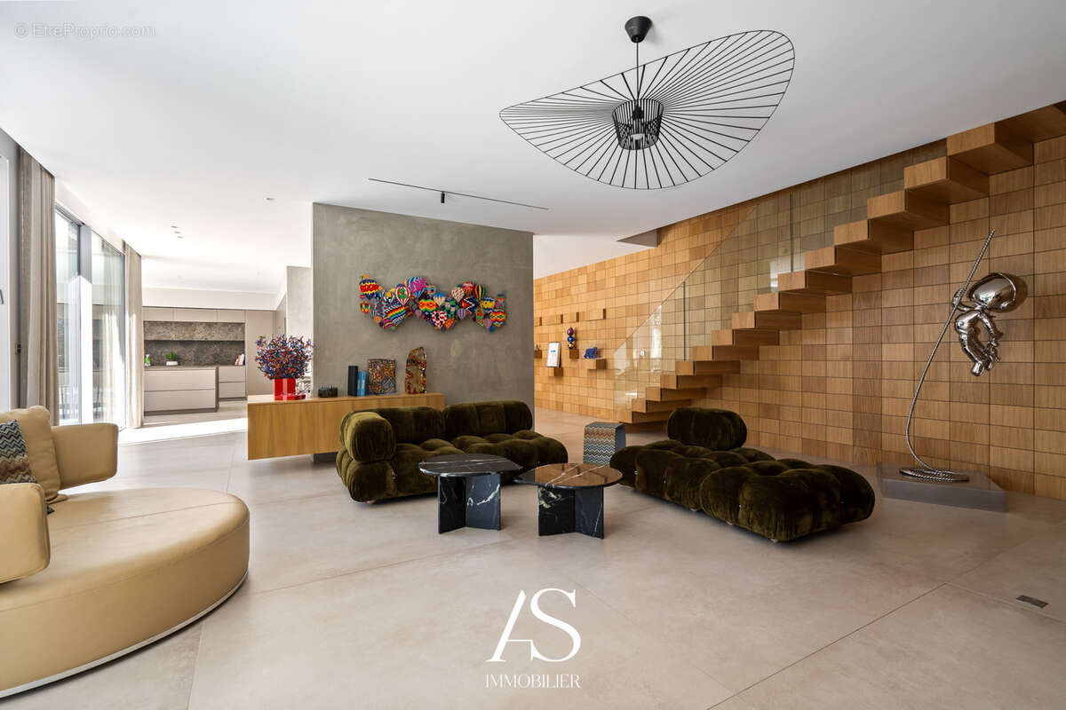 Maison à SAINT-CYR-AU-MONT-D'OR