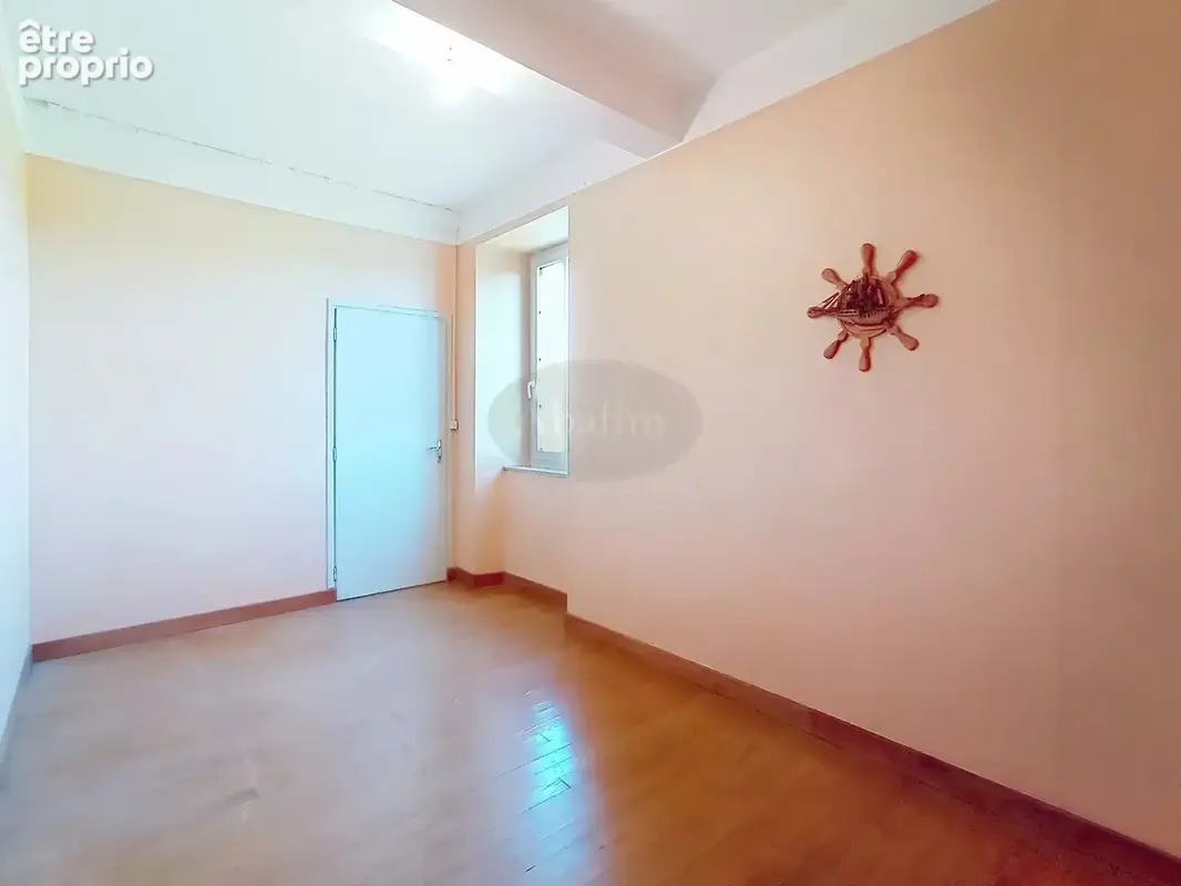 Grande maison avec garage - photo 16