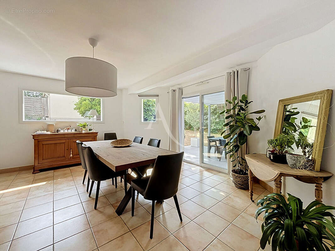 Pruillé : Maison de 155 m² parfaitement entretenue dans un quartier calme - photo 5