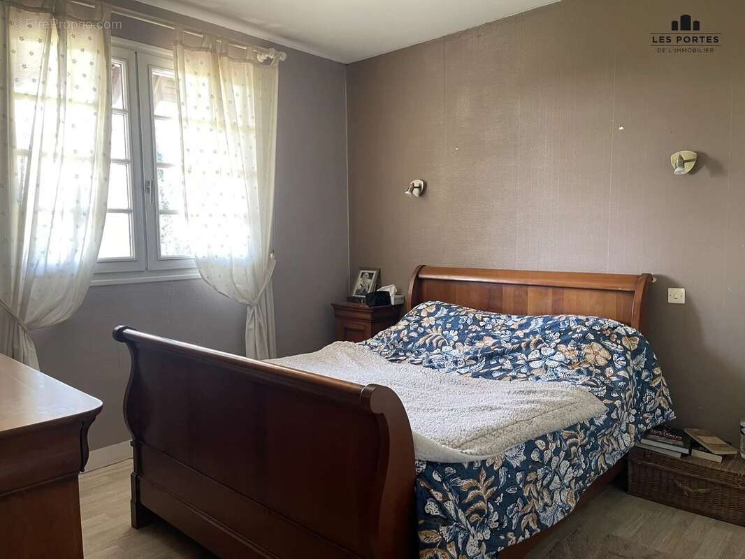 Maison à PRUNAY-SUR-ESSONNE